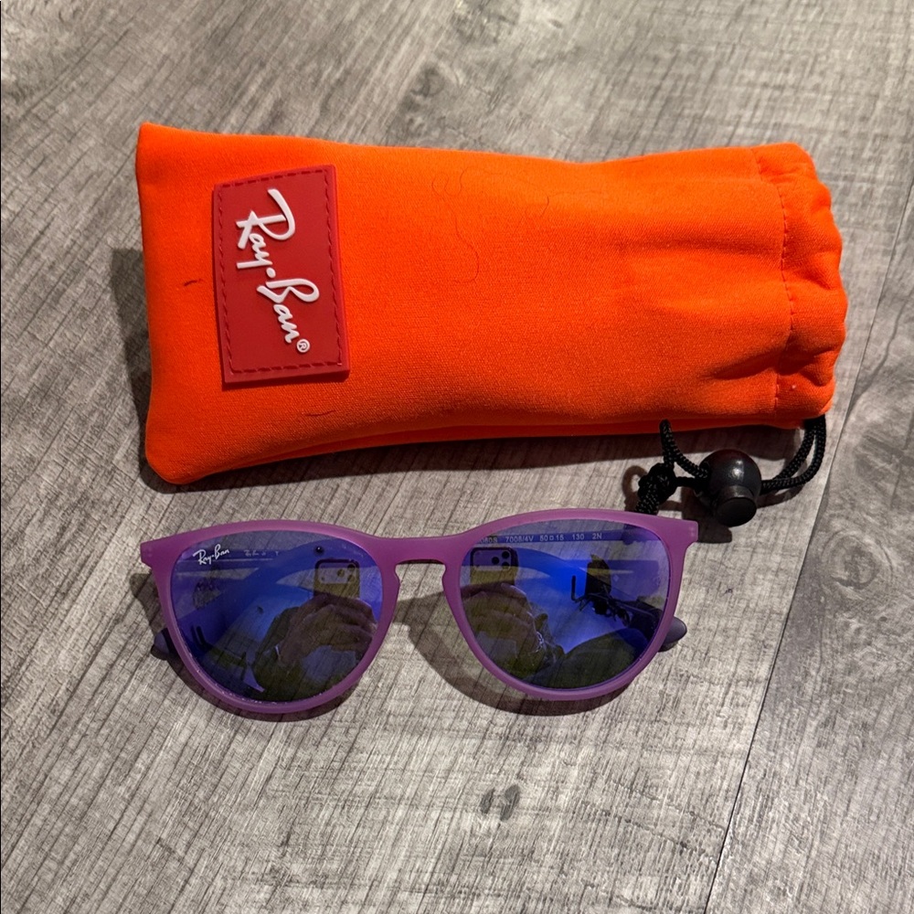 VEUC worn 2x Ray-Ban Kids Sunglasses in Purple with Orange Pouch